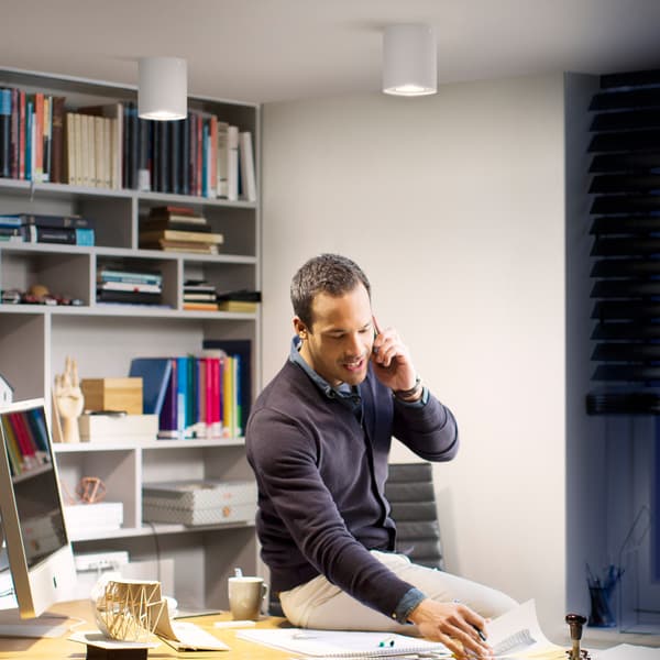 Philips Hue WA Pillar Enkel Spot Utvidelse 5W Hvit