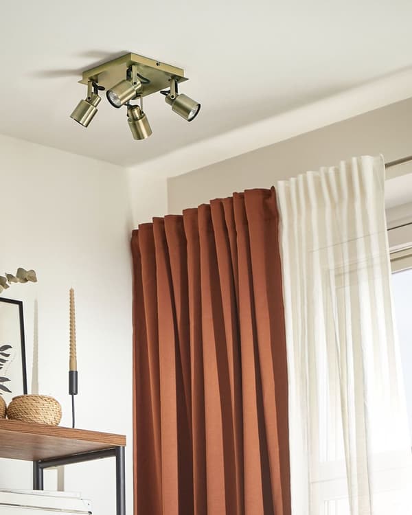 Taklampa med 4 lampor Mässing Metall Svängarm Konformad skärm Spotlight Design fyrkantig skena