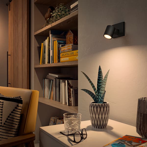 Philips Hue WA Runner Enkel Spot 1x4,2W Sort