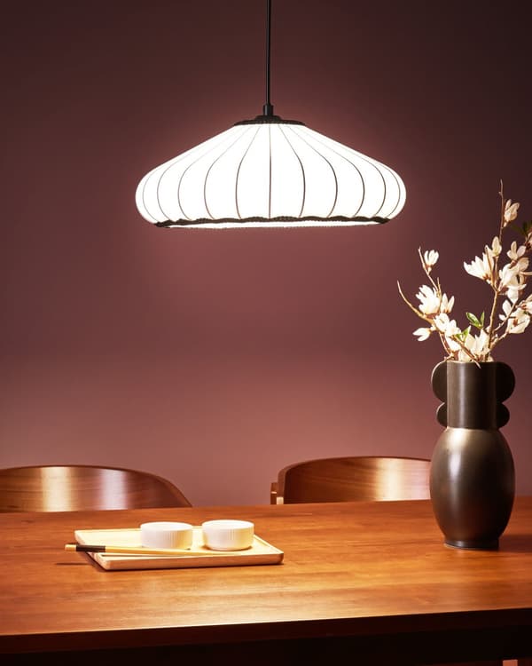 Hängande Taklampa Vit Nylonskärm Modern Design Vardagsrumslampa