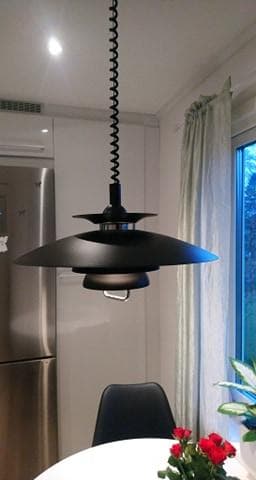 Taklampa Lisa Svart Struktur. Eklunds Metall