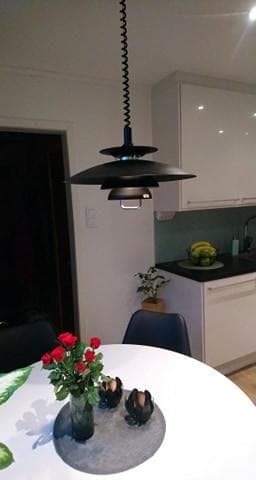 Taklampa Lisa Svart Struktur. Eklunds Metall