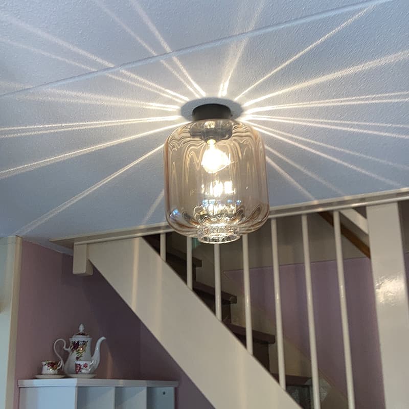 Design taklampa svart med bärnstensglas - Qara