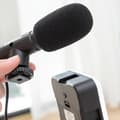 Miniatyrbilde 4 av 8: Vloggesett til mobiltelefonen med lys, mikrofon og fjernkontroll