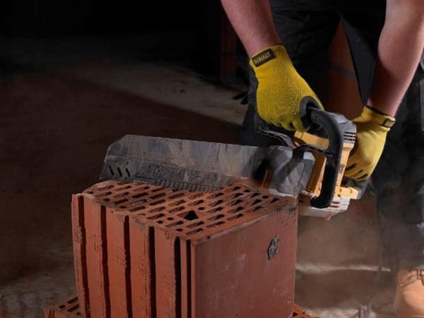 DeWalt DWE396 Alligatorsav - 1600W - 295mm