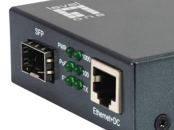 LevelOne Gigabit RJ45 till SFP Media Converter, PoE PSE