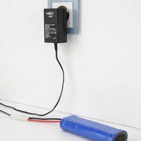 Ansmann Akkulaturi ACS 48 musta 1001-0024