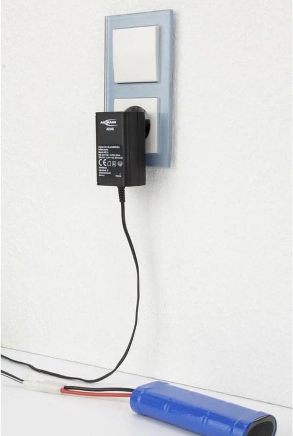 Ansmann Akkulaturi ACS 48 musta 1001-0024