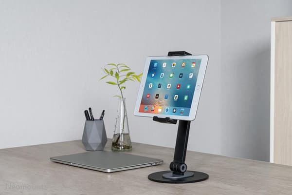 Neomounts Tabletthållare skrivbord - 7 till 12,9 tum - Justerbar - Universal - Svart