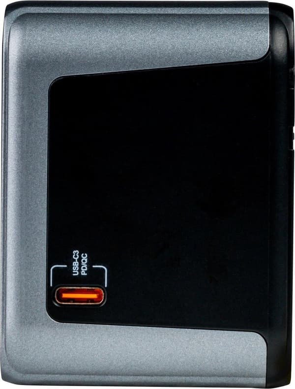 Verbatim UTA-03 Universal Travel Plug & USB-C/A laturi 30 W (49545)