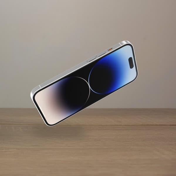 OtterBox Trusted Glass -näytönsuoja, joka sopii Apple iPhone 15 Prolle - koteloystävällinen karkaistu lasi