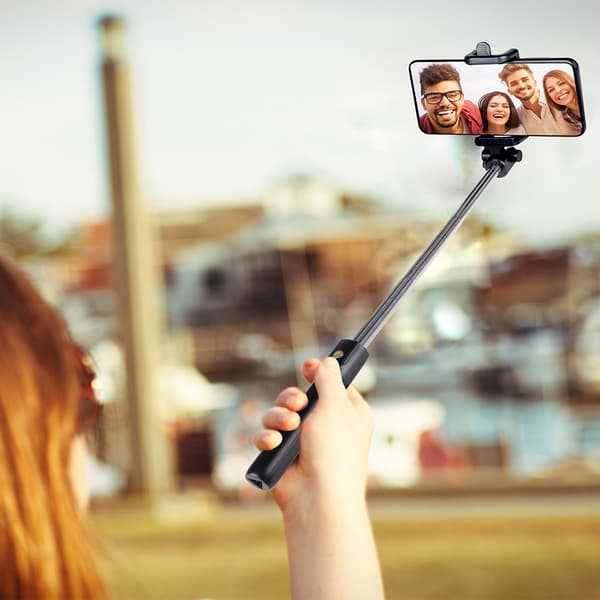 Grundig Bluetooth selfietikku