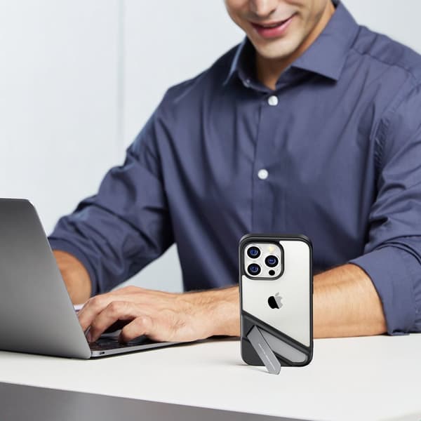Stivt etui med gelramme og indbygget stativ til iPhone 14 Pro, sort