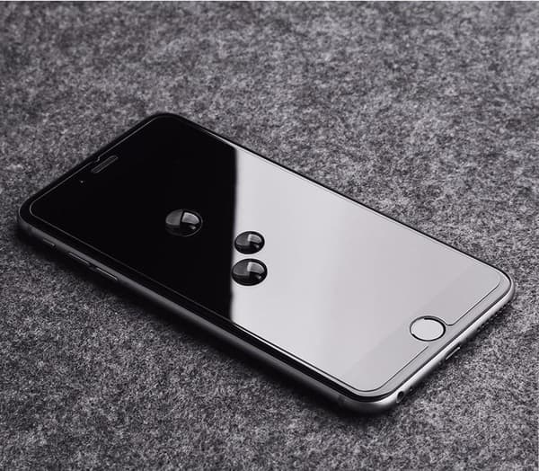 Skærmbeskytter i hærdet glas til iPhone 15 Pro Max