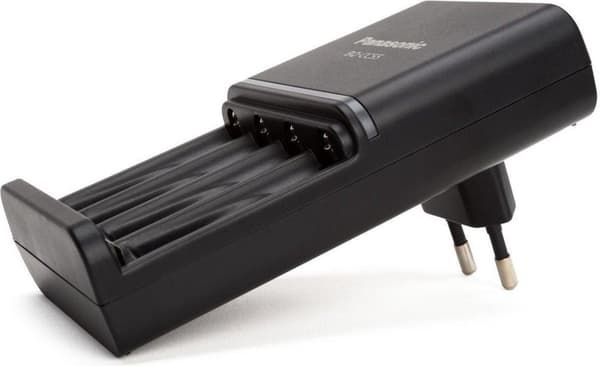 Universal oplader BQ CC55 eneloopPro inkl. batterier 4x Mignon 2500mAh (52055E40) Sort