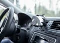 Pikkukuva 5 / 5: Extralink Autopuhelinpidike langattomalla latauksella EPH-I1 autokiinnike, musta