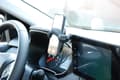 Miniatyrbild 5 av 11: Automatisk telefonhållare med trådlös laddningsfunktion för DACIA Sandero 3, Jogger, Logan 3