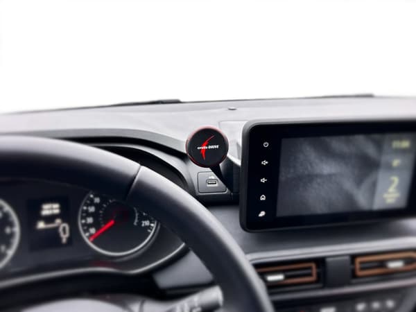 Dedikeret magnetisk telefonholder til DACIA Sandero 3, Logan 3, Jogger - Media Nav