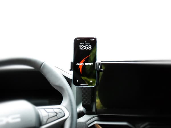 Automatisk telefonholder til DACIA DUSTER 3 og DACIA BIGSTER YouClip