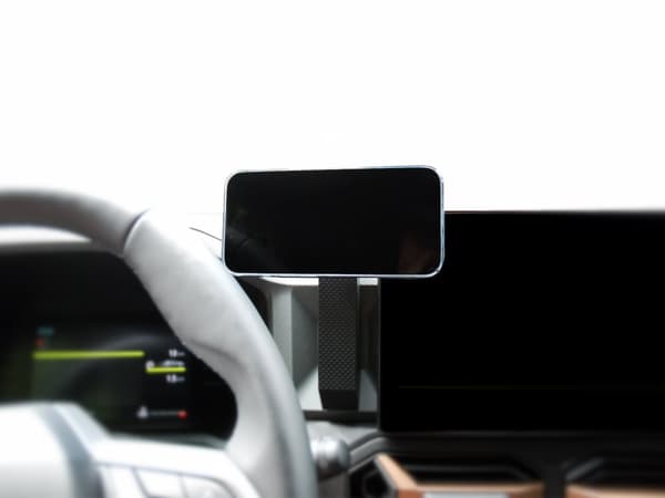 Vahva yleismallinen magneettinen auton puhelinpidike DACIA DUSTER 3:lle, DACIA BIGSTERille YouClip