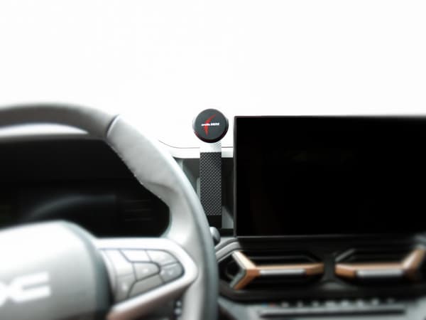 Vahva yleismallinen magneettinen auton puhelinpidike DACIA DUSTER 3:lle, DACIA BIGSTERille YouClip