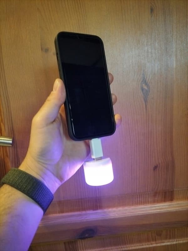 RGB LED-LAMPA Rainbow Lightning iPhone iOS SURFPLATTA