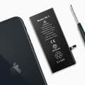 Miniatyrbild 3 av 4: Internt batteri för iPhone SE 2022 - AVIZAR - Kapacitet 2018mAh - Lithium Ion - 3,7 V