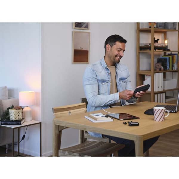 Powerbank Trust 24880 Svart