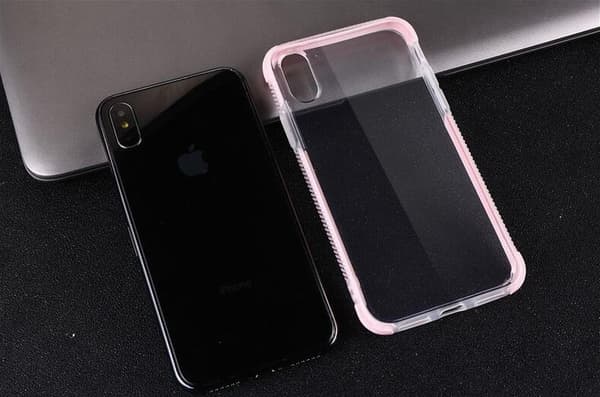 TPU skal för iPhone med färgade kanter iPhone X +2skärmskydd