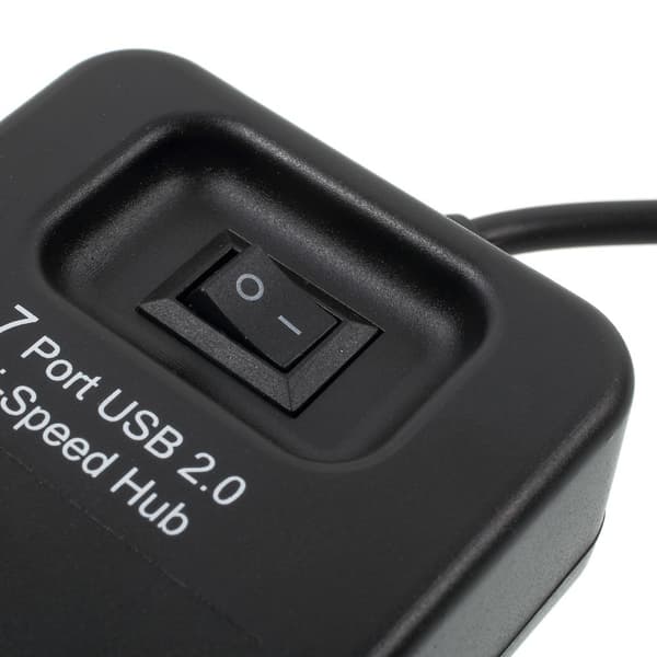 Kannettava 7-porttinen USB 2.0 keskitin 1m kaapelilla ja virtakytkimellä - musta