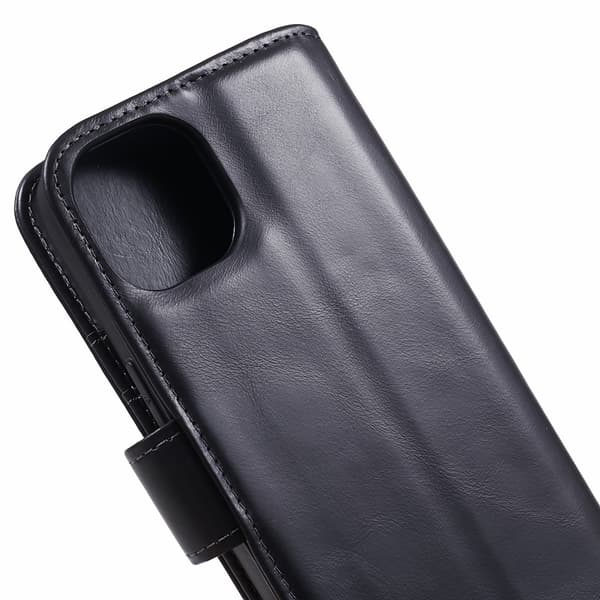 Nordic Covers iPhone 11 Kotelo Essential Leather Raven Black