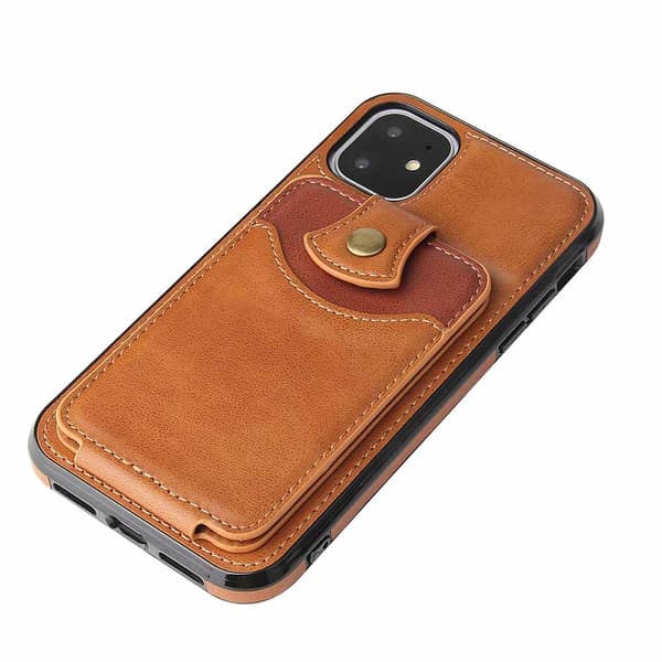 Genomtänkt Skal med Kortfack - iPhone 11