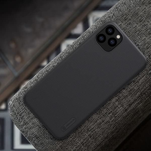 Nillkin Frosted iPhone 11 Pro Max fodral - Guld universal