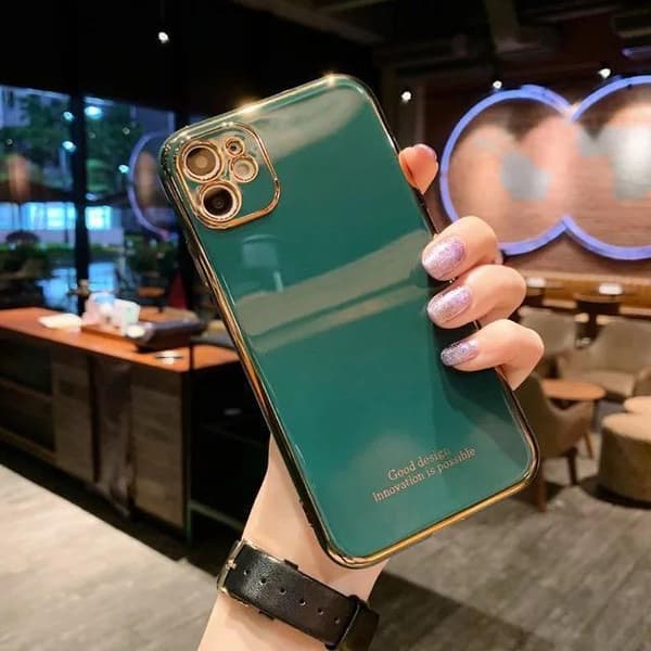 iPhone 12 Pro-kuorilaserleikattu iskunvaimennus useissa väreissä kulta