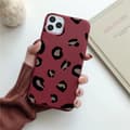 Miniatyrbillede 1 af 3: iPhone 12 & 12 Pro Cover leopardmønster 3 farver gul rød pink