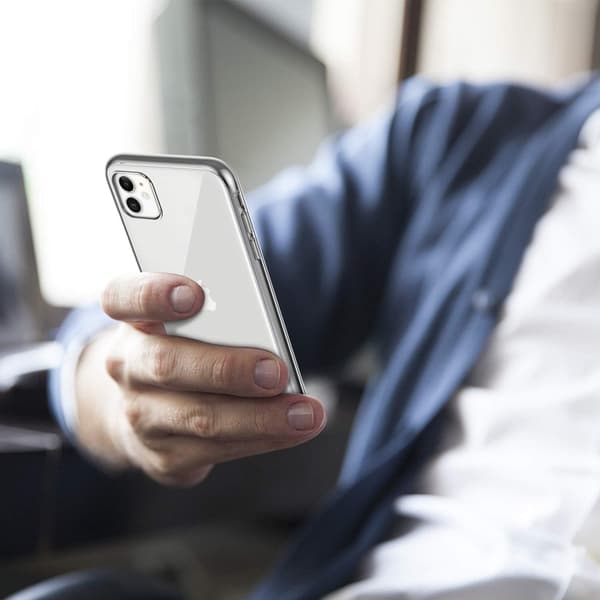 Läpinäkyvä kumi iPhone 11  Läpinäkyvä TPU