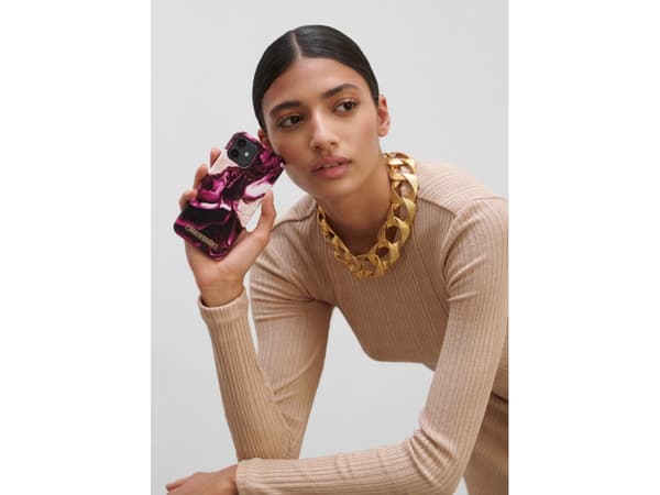 IDEAL OF SWEDEN - Baksidesskydd för mobiltelefon - plast - golden ruby marble - för Apple iPhone 6, 6s, 7, 8, SE (andra generationen)