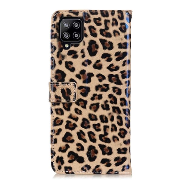 SKALO Samsung A22 4G Leopardikuvioinen lompakkokotelo PU-nahasta.