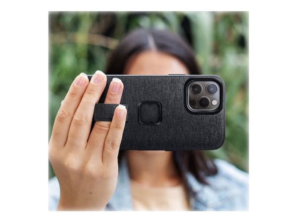 Peak Design Everyday Case - Baksidedeksel for mobiltelefon - robust - med løkke - MagSafe-samsvar - polykarbonat, 100 % resirkulert nylonlerretsstoff