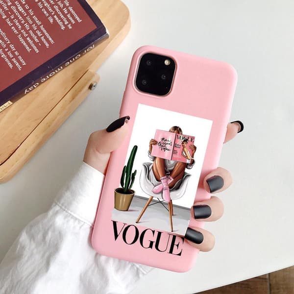 iPhone 13 og 12 Pro Max Mini cover Vogue magazine pink influencer