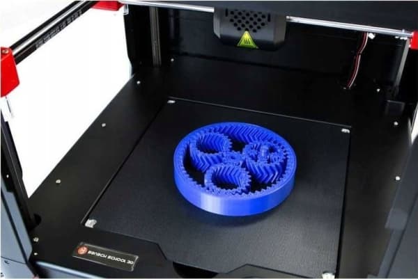 Banach 3D School-skriver med 1-års tilgang til økosystemet og 13 kg PLA-filamenter