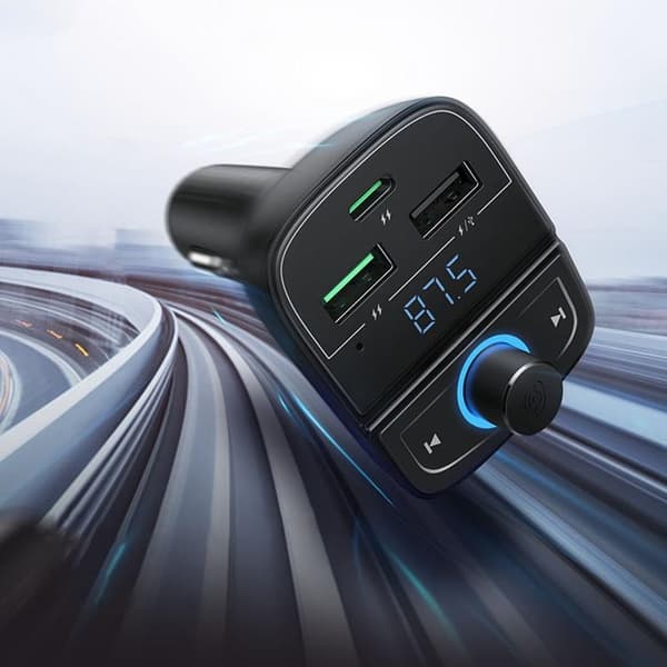 Ugreen FM-Sändare Bluetooth 5.0 Billaddare MP3 3x USB TF micro SD 4,8 A svart