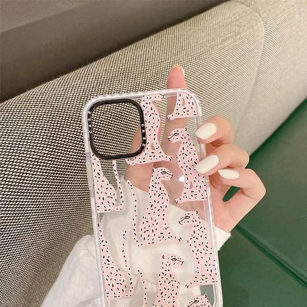 iPhone 13, Pro og Max gennemsigtigt cover med lyserøde leoparder