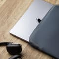 Miniatyrbild 6 av 8: Moshi Pluma 14-tum Datorfodral för MacBook Pro - Blå