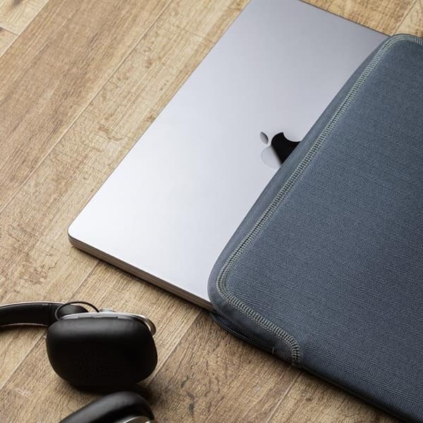 Moshi Pluma 14-tum Datorfodral för MacBook Pro - Blå