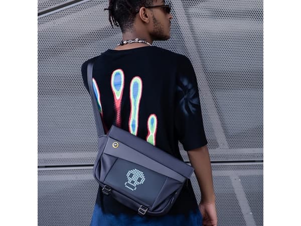 Divoom Sling Bag V, Unisex, Kurirväska, Svart, En storlek, Dragkedja, 27,9 cm (11")