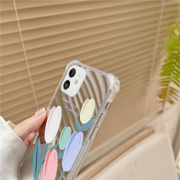 iPhone 13, Pro & Max spejlglas med smukke blomster tulipaner