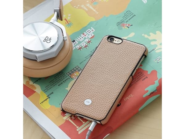 Just Mobile Quattro Back - Exquisite Leather Case for iPhone 6s Plus - Beige