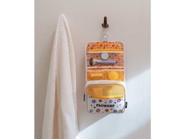Line Friends BT21 - Suuri matkakäymälälaukku, jossa on ripustettava kahva