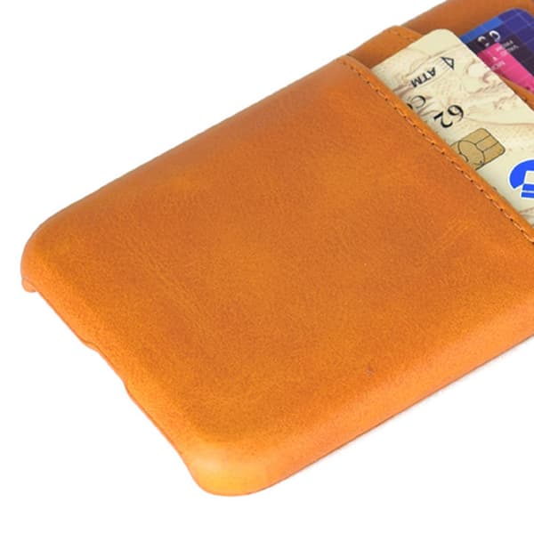 Genomtänkt Skal med Kortfack - iPhone 14 Pro